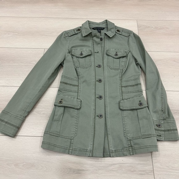 White House Black Market Jackets & Blazers - White House Black Market Sz 2 Green Military Field Cargo Pocket Button Up Jacket